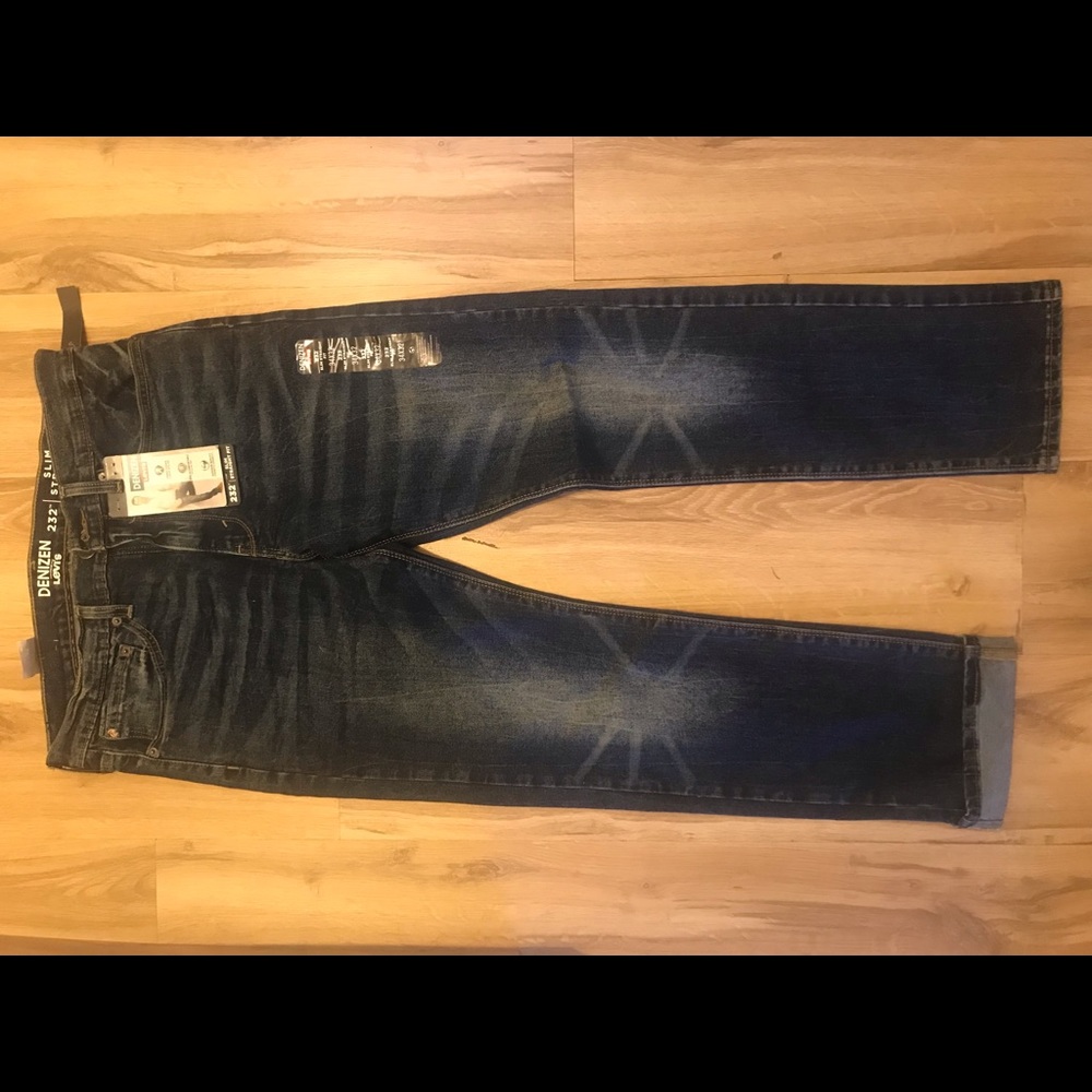 Washed Denim Levi’s Jeans